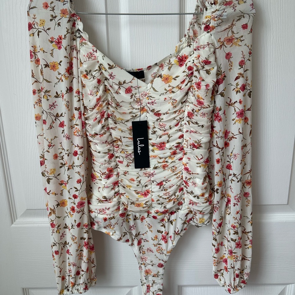 Lulu's Floral Print Ruched Bodysuit
